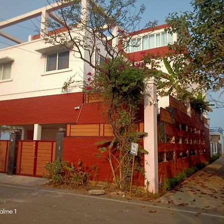 Marvel Times Beach Bungalow Akkarai Chennai Exterior photo