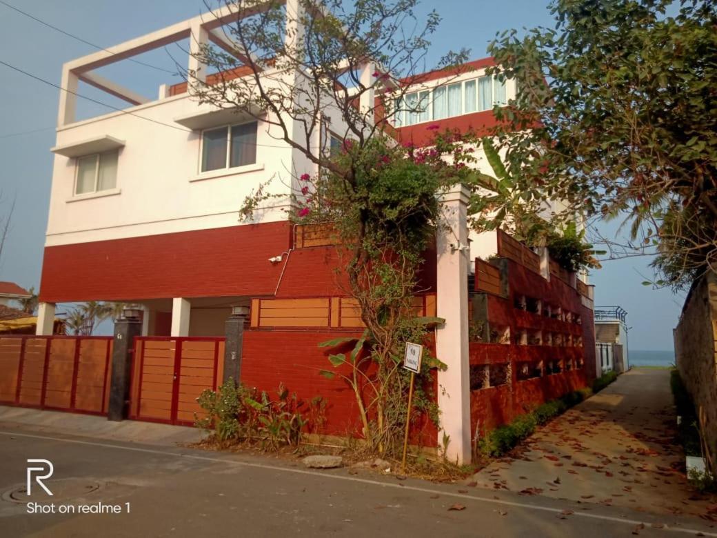 Marvel Times Beach Bungalow Akkarai Chennai Exterior photo